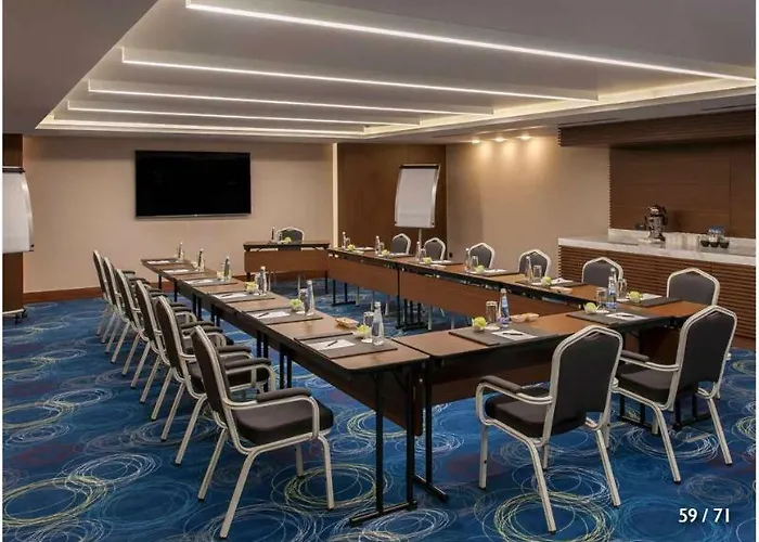 מלון Radisson Blu Batisehir