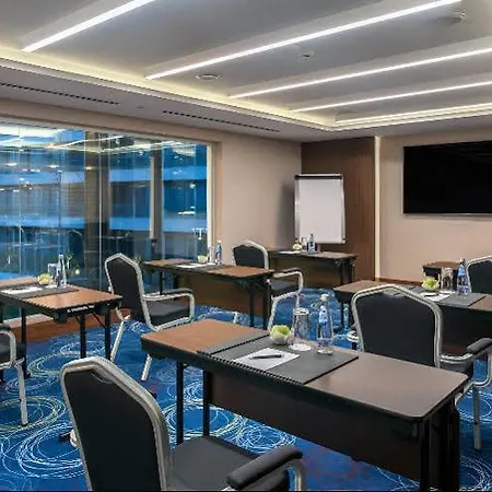 Hotel Radisson Blu Batisehir